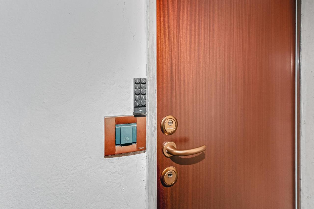 Metro M1 - Smart Home, Fast Free Wifi & Netflix Milán Exterior foto